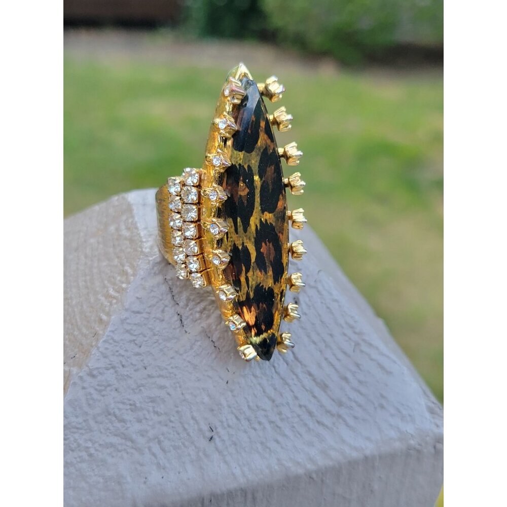 Betsey Johnson Leopard Print Statement Ring Lucite Rhinestone size 7.5s